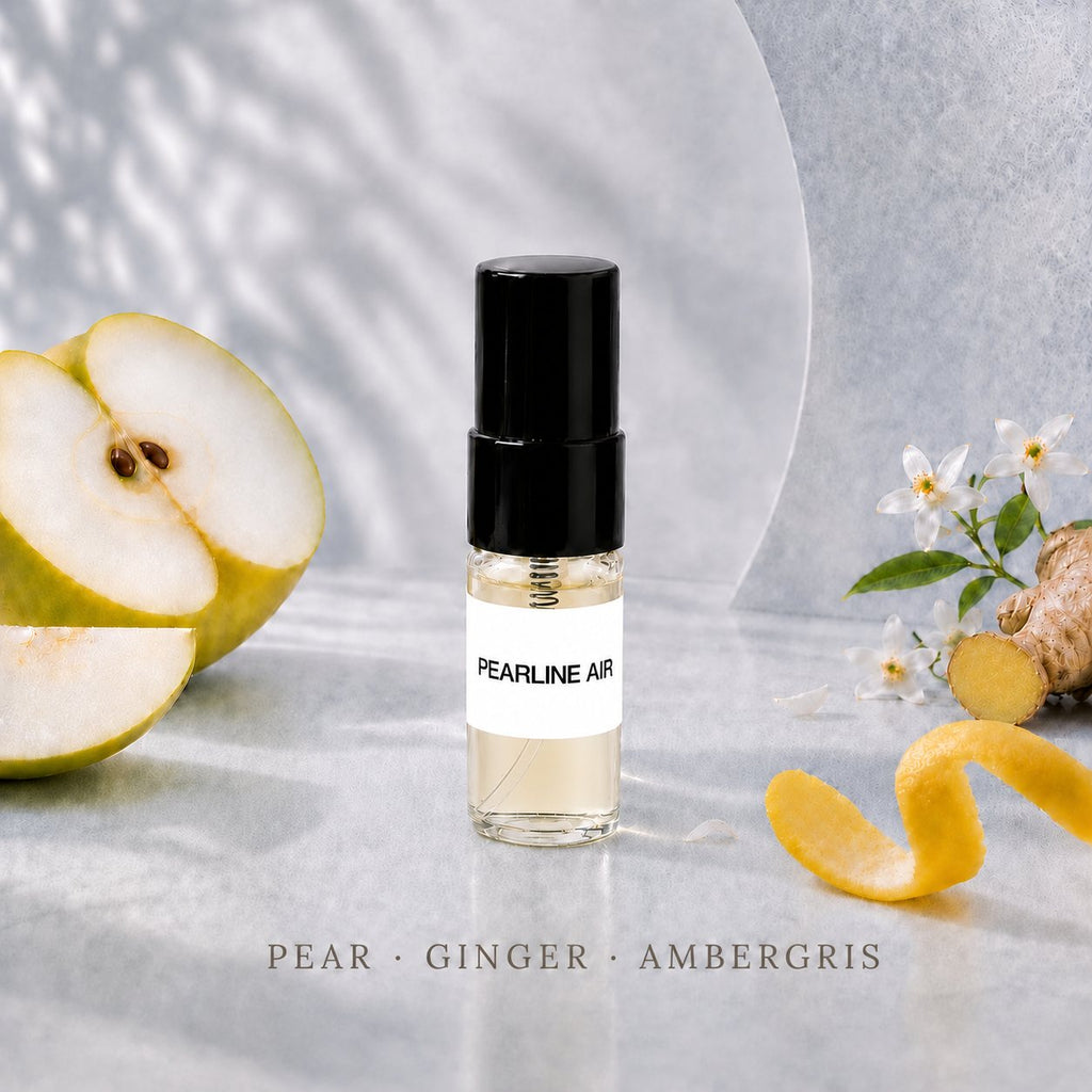 SOVRAI Pearline Air 2 mL extrait de parfum sample vial with pear, ginger and soft airy florals.
